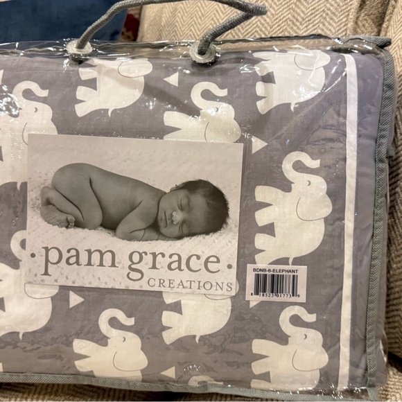 Elephant 6 Piece Crib Bedding Set - Picture 3 of 12